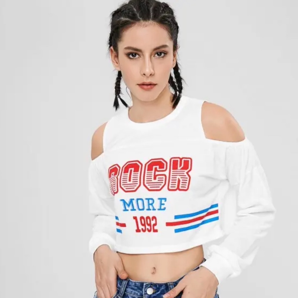 Zaful Cold Shoulder Graphic Cropped Sweatshirt